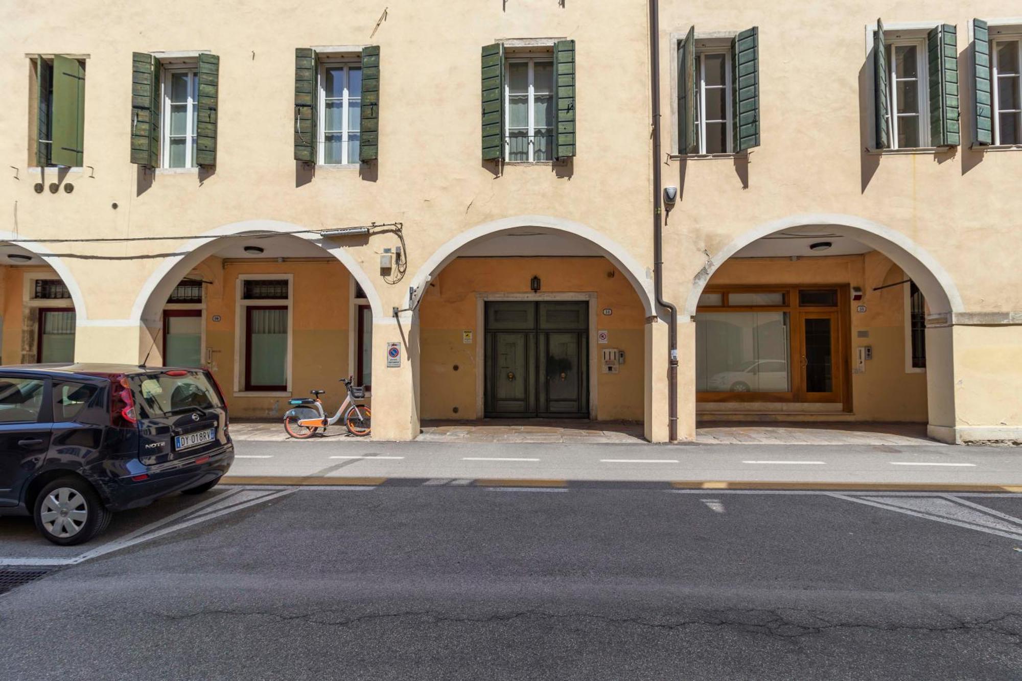 Casa Charleston In Palazzo Nobiliare Al Duomo Apartment Padova Exterior photo